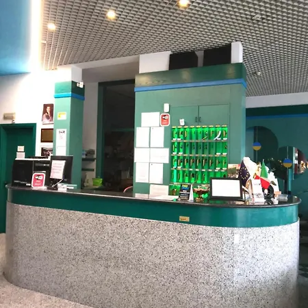 Plaza Готель Дезенцано-дель-Гарда